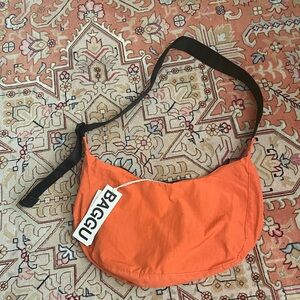 Urban Putfitters Baggu, Orange Color